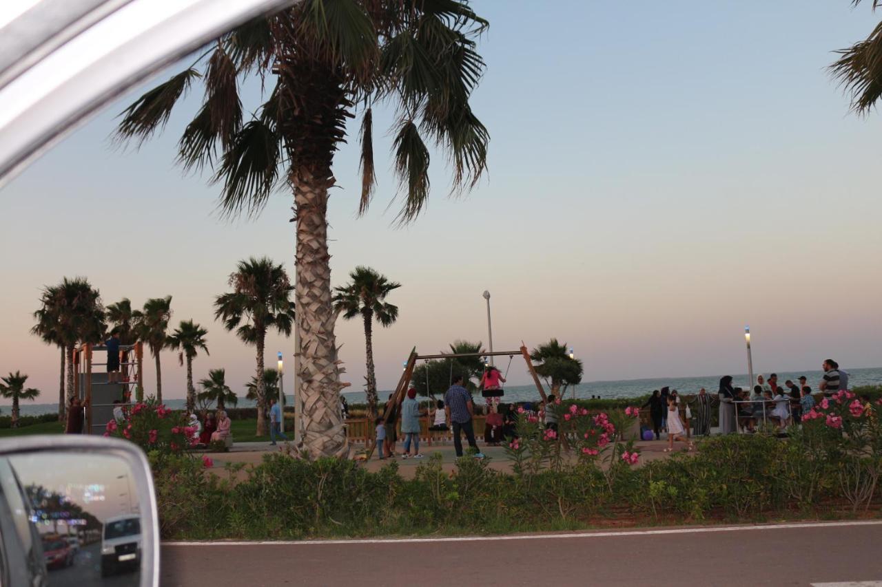 Apartment Ibn Baja Nador Parking Exterior foto